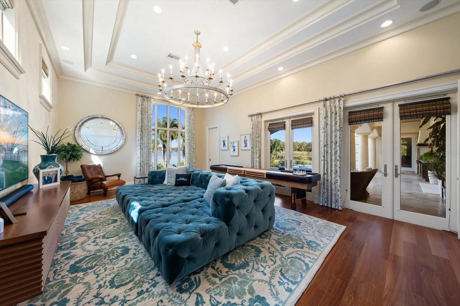 2056 COVE TRCE