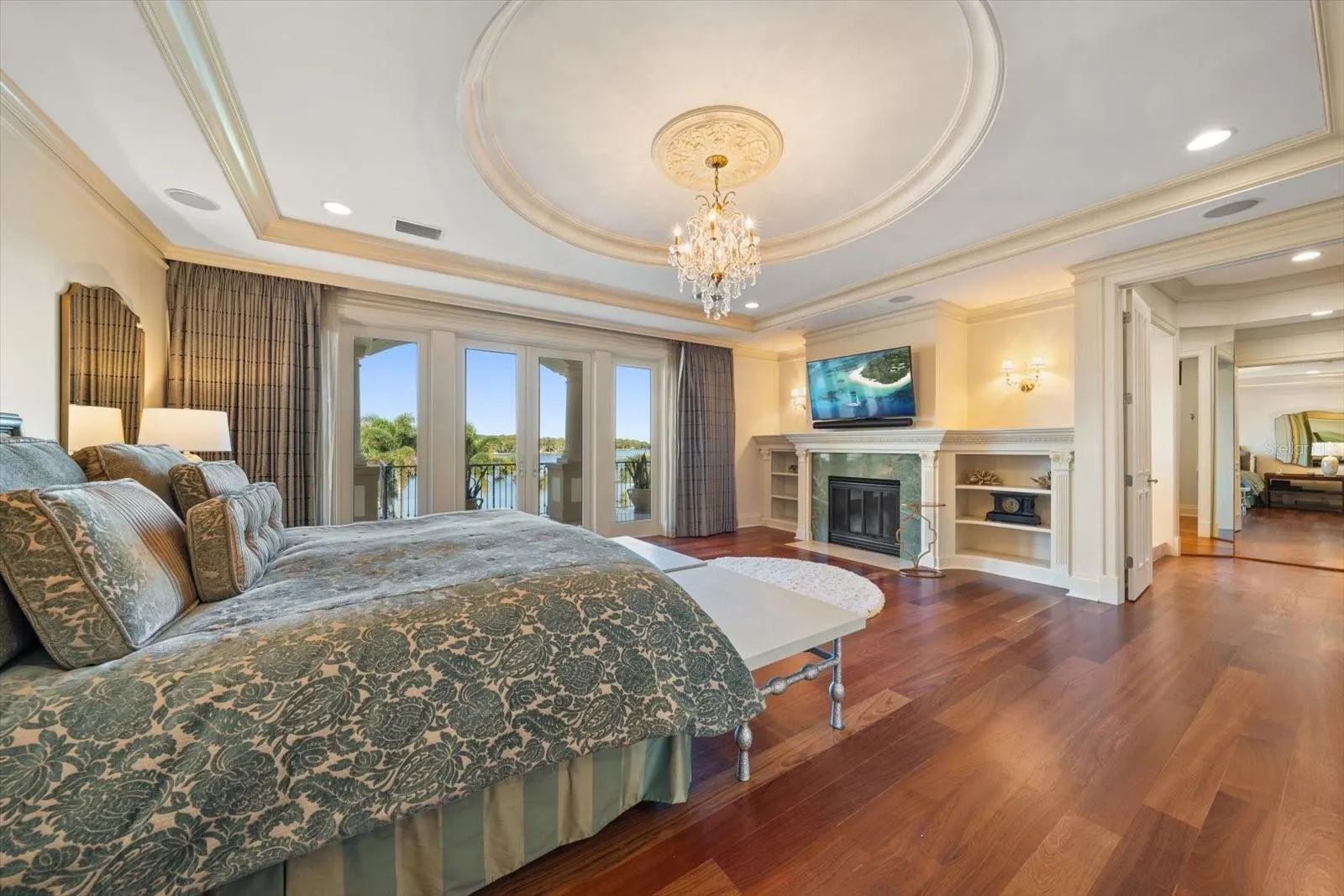 2056 COVE TRCE