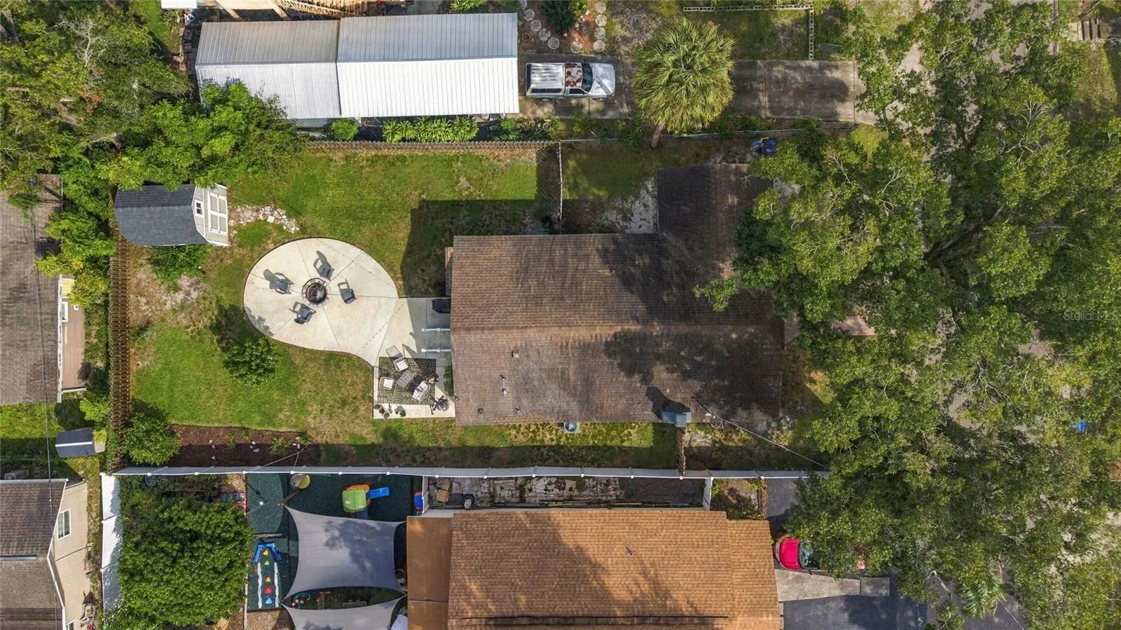 412 E HAMILTON AVE