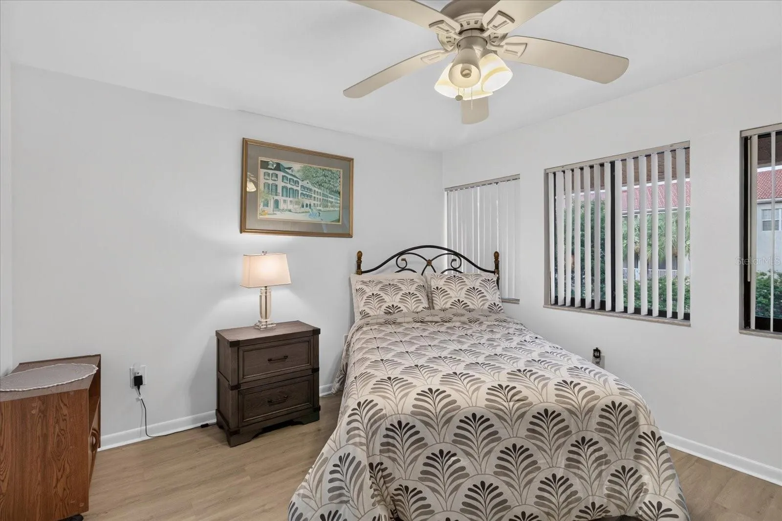 1800 MARINER DR #4 #4