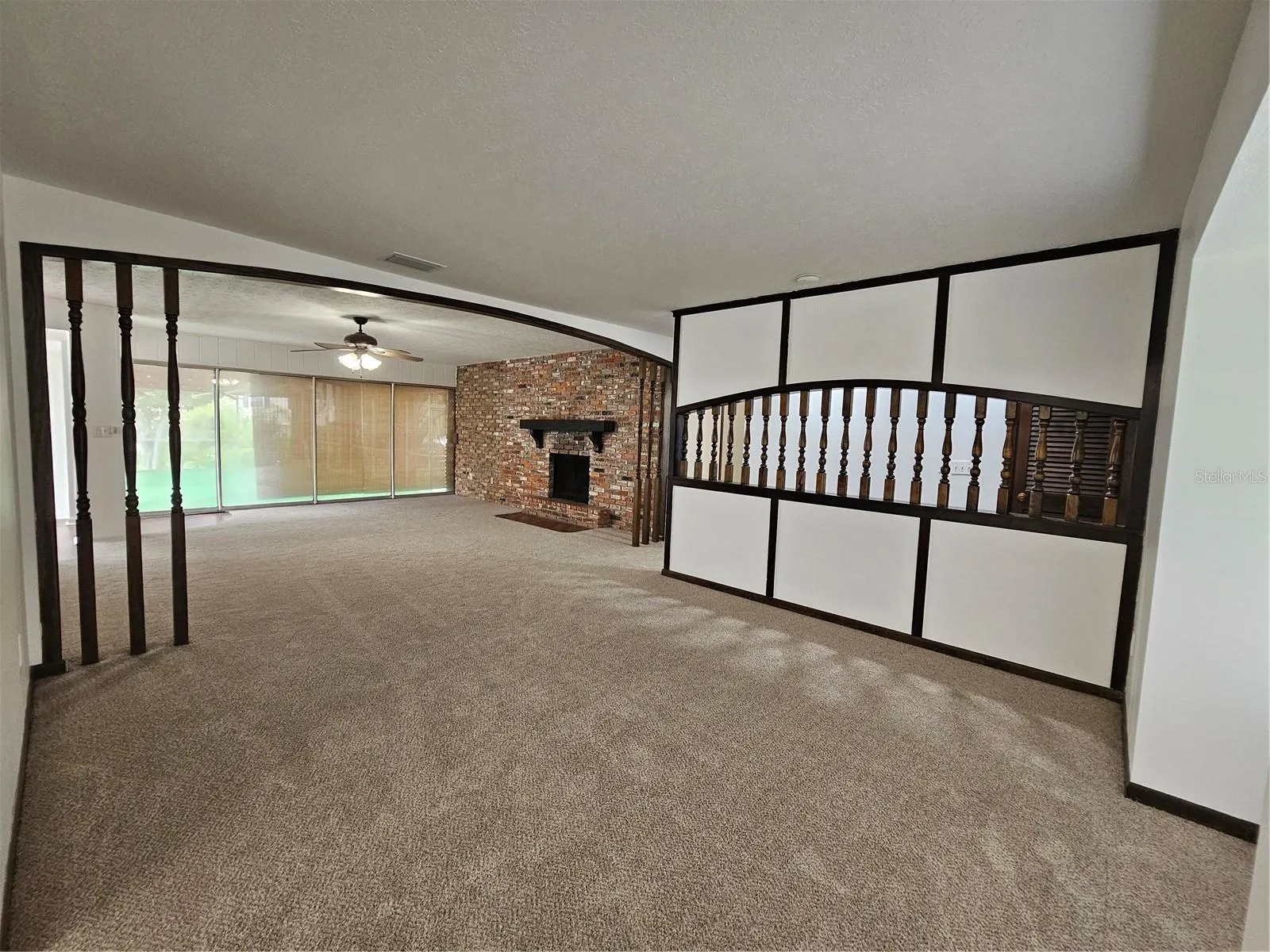 1302 RUSTLEWOOD DR