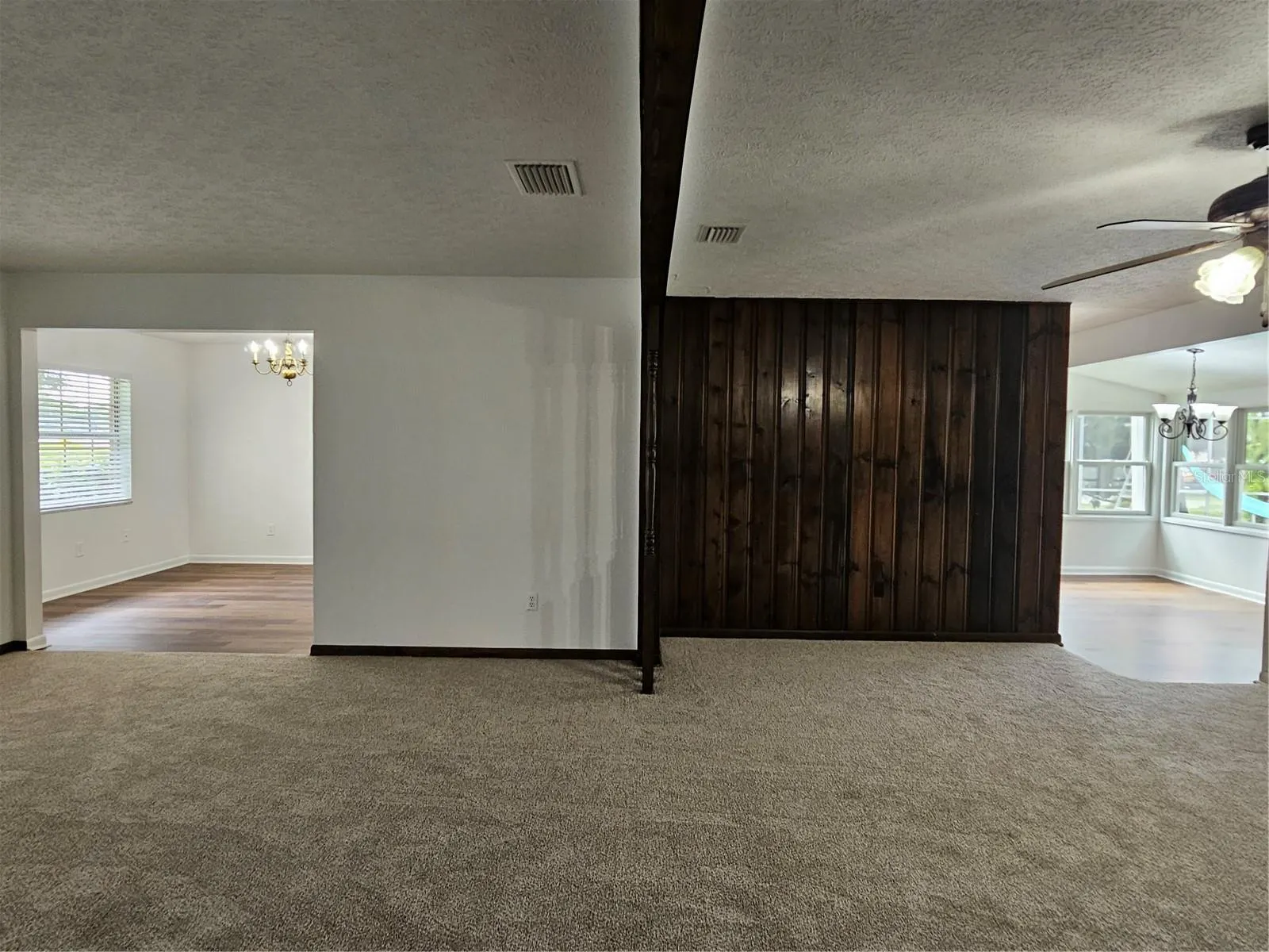 1302 RUSTLEWOOD DR