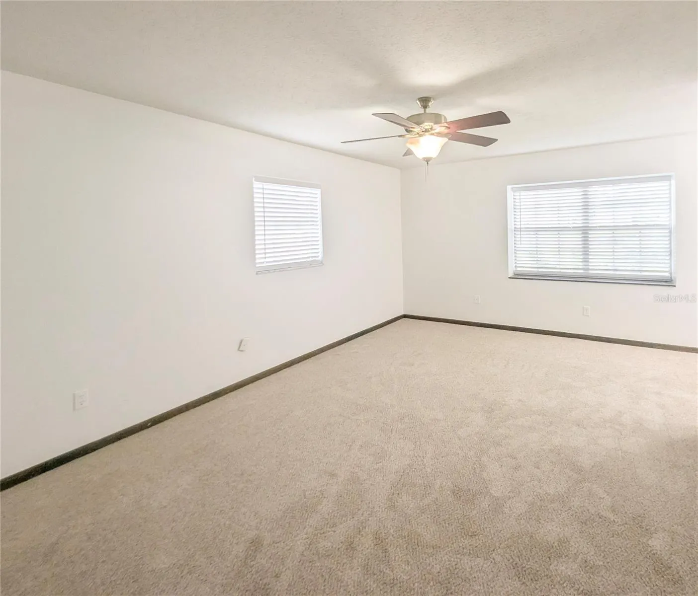 1302 RUSTLEWOOD DR