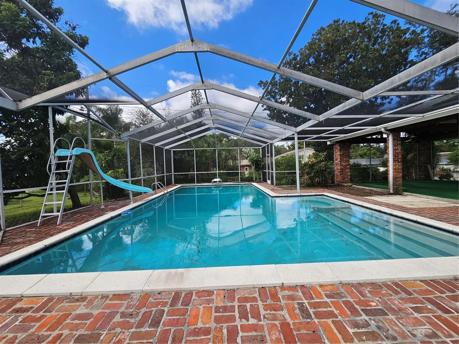 1302 RUSTLEWOOD DR