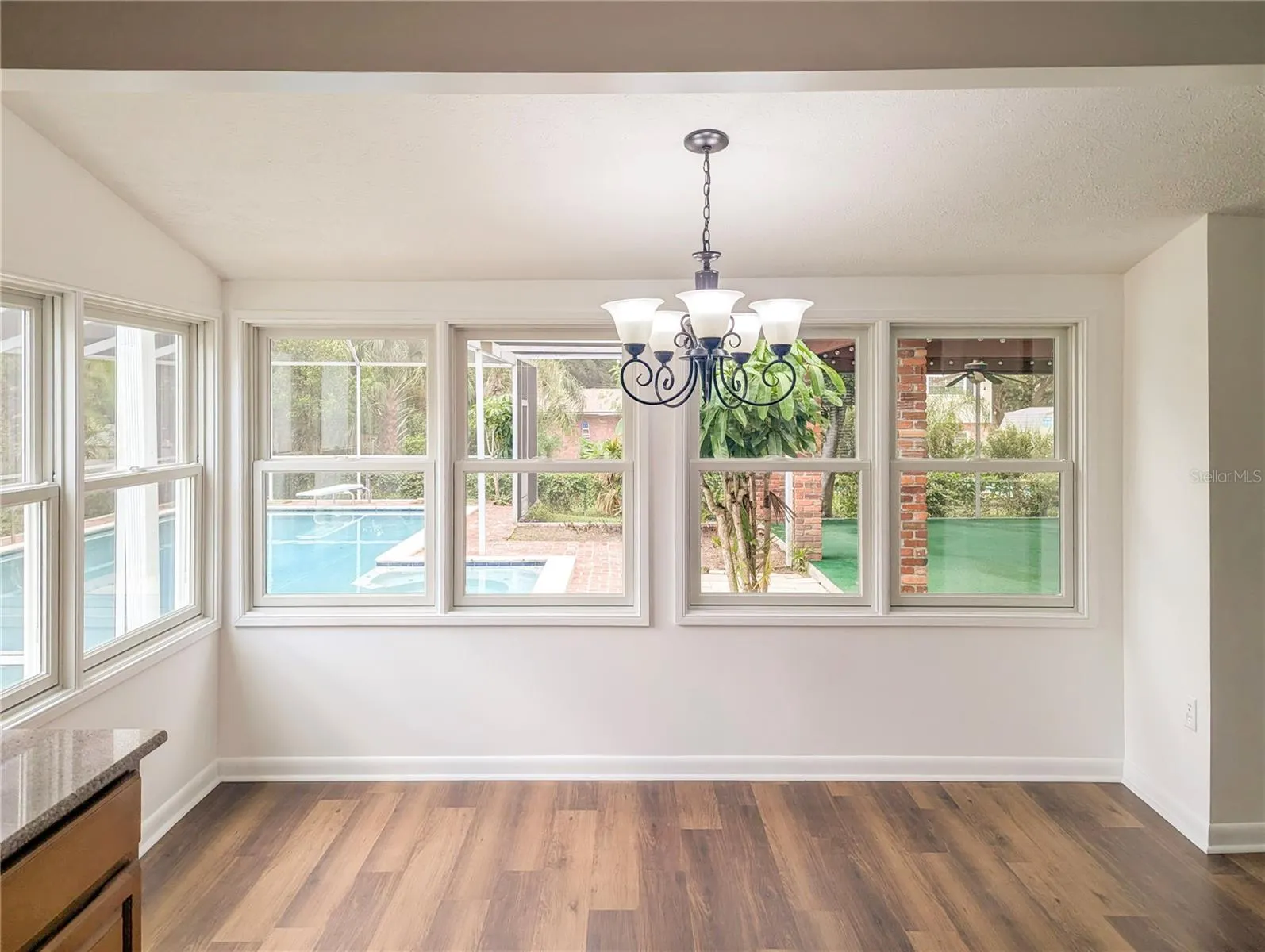 1302 RUSTLEWOOD DR