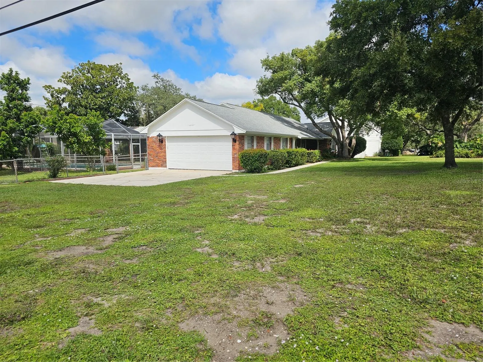 1302 RUSTLEWOOD DR