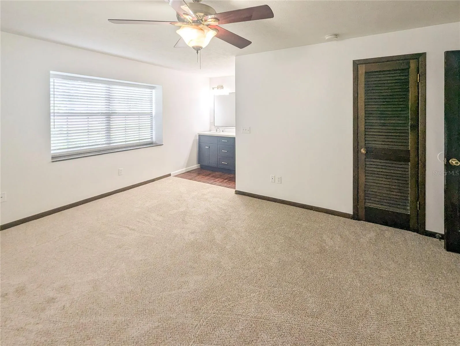 1302 RUSTLEWOOD DR