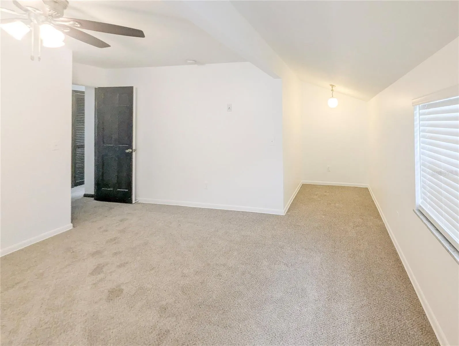 1302 RUSTLEWOOD DR