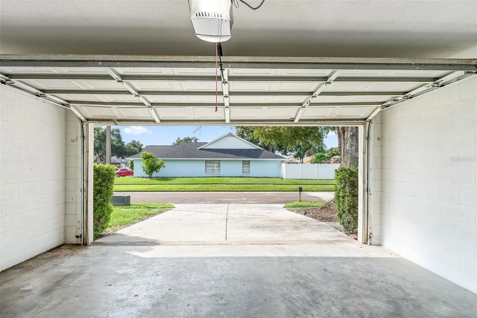 7131 HOLLOWELL DR