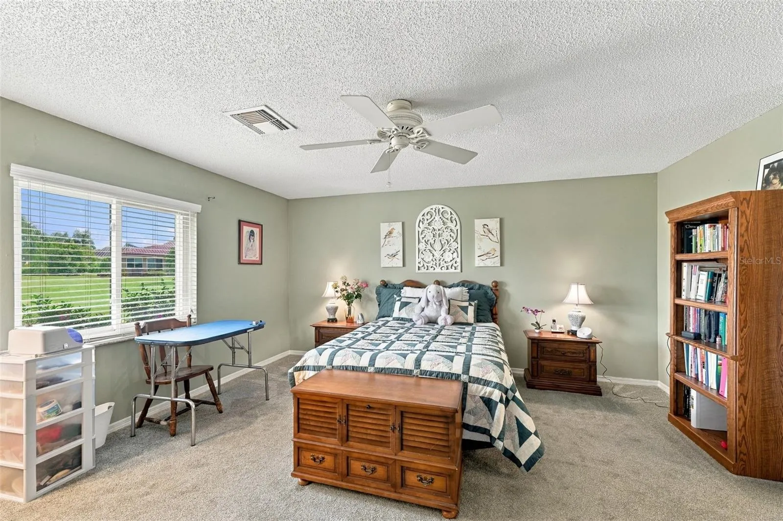 1611 WOODMAR DR