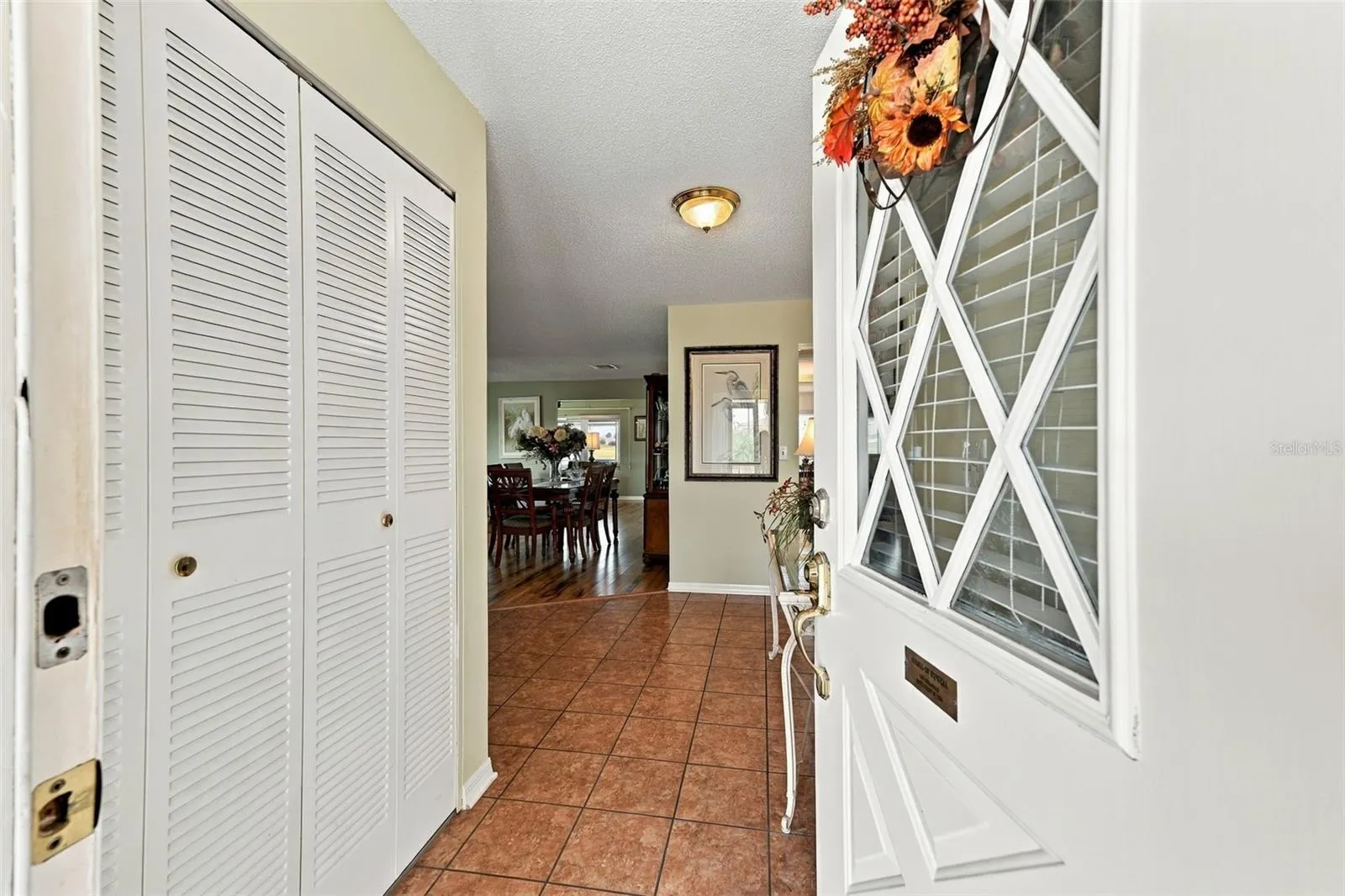 1611 WOODMAR DR