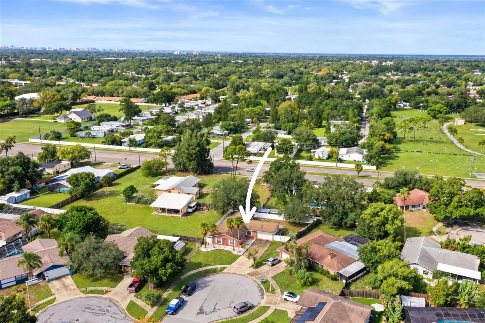 2200 STACY CT