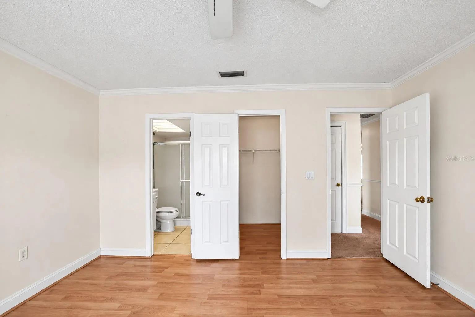 2200 STACY CT