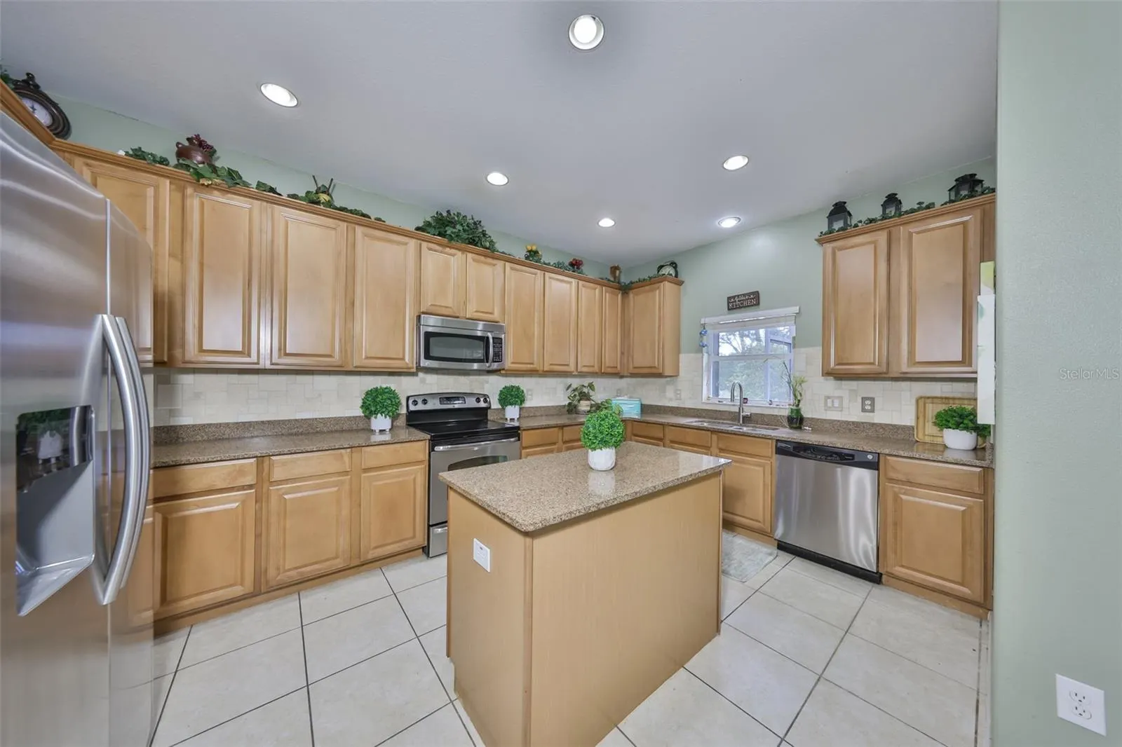 13914 CHALK HILL PL