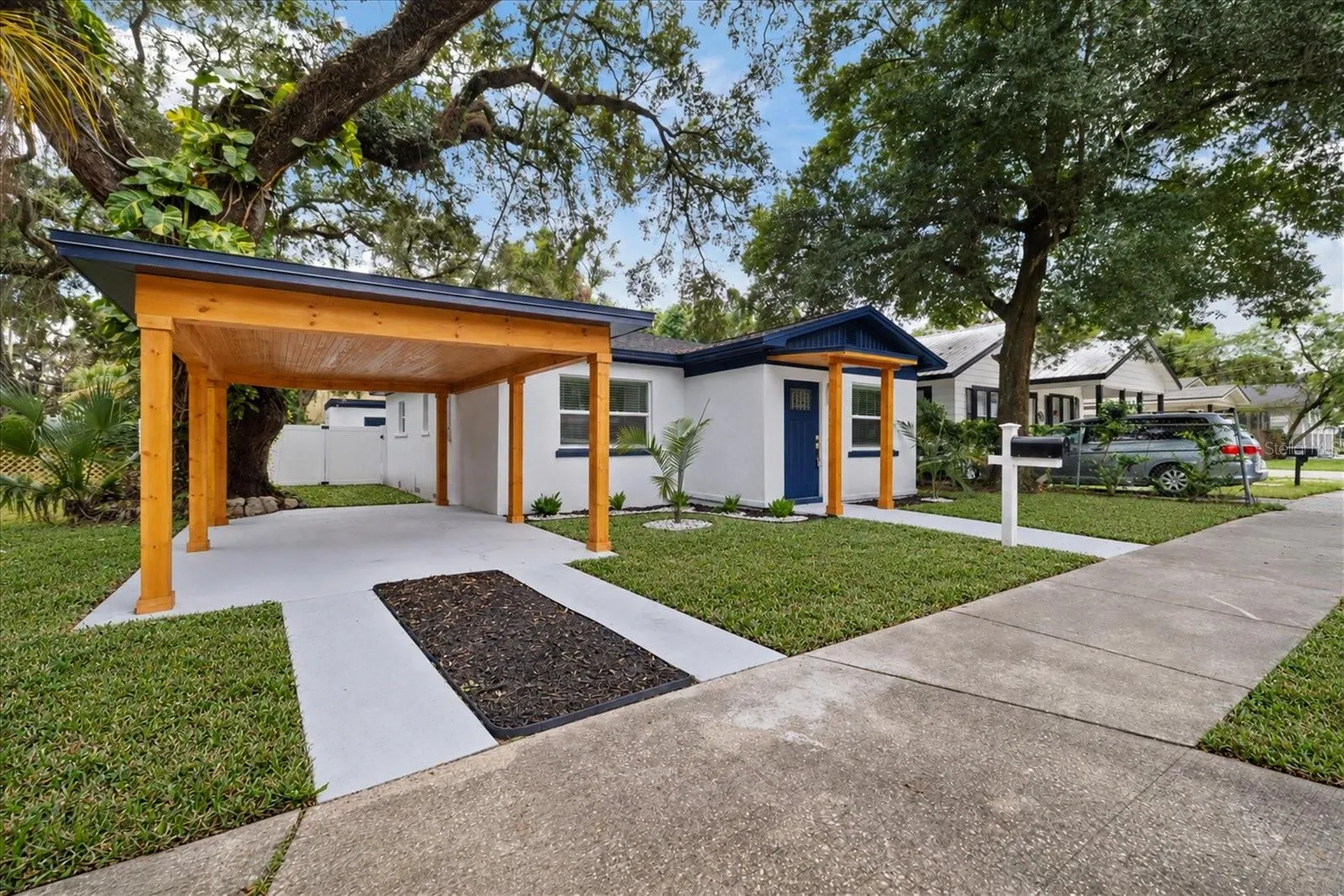 1217 E 24TH AVE