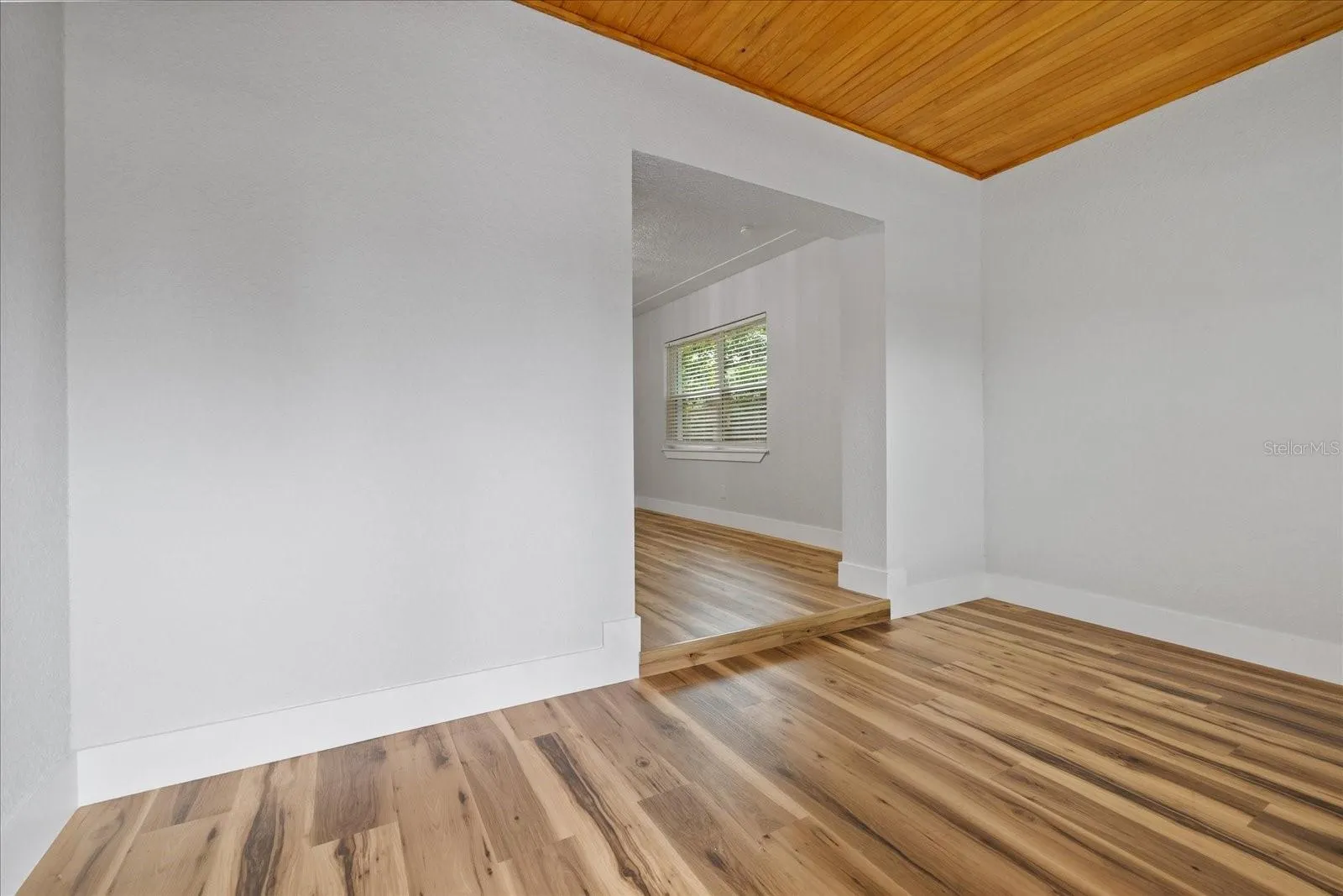 1217 E 24TH AVE