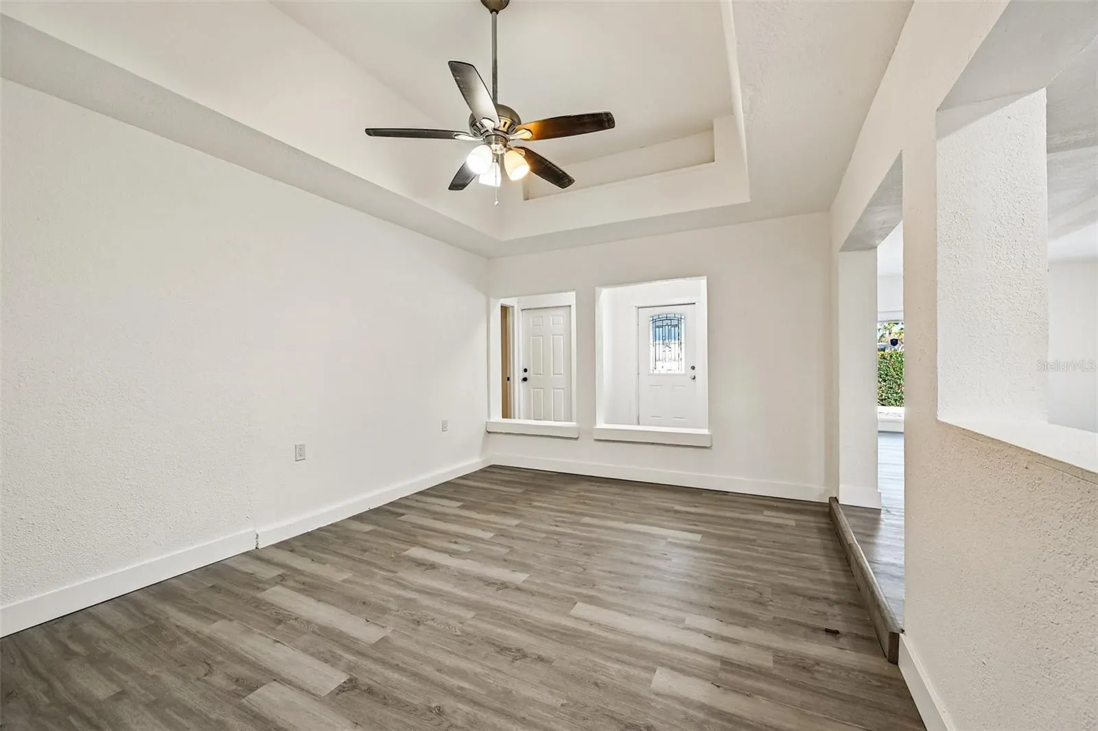 22159 ONEIDA AVE