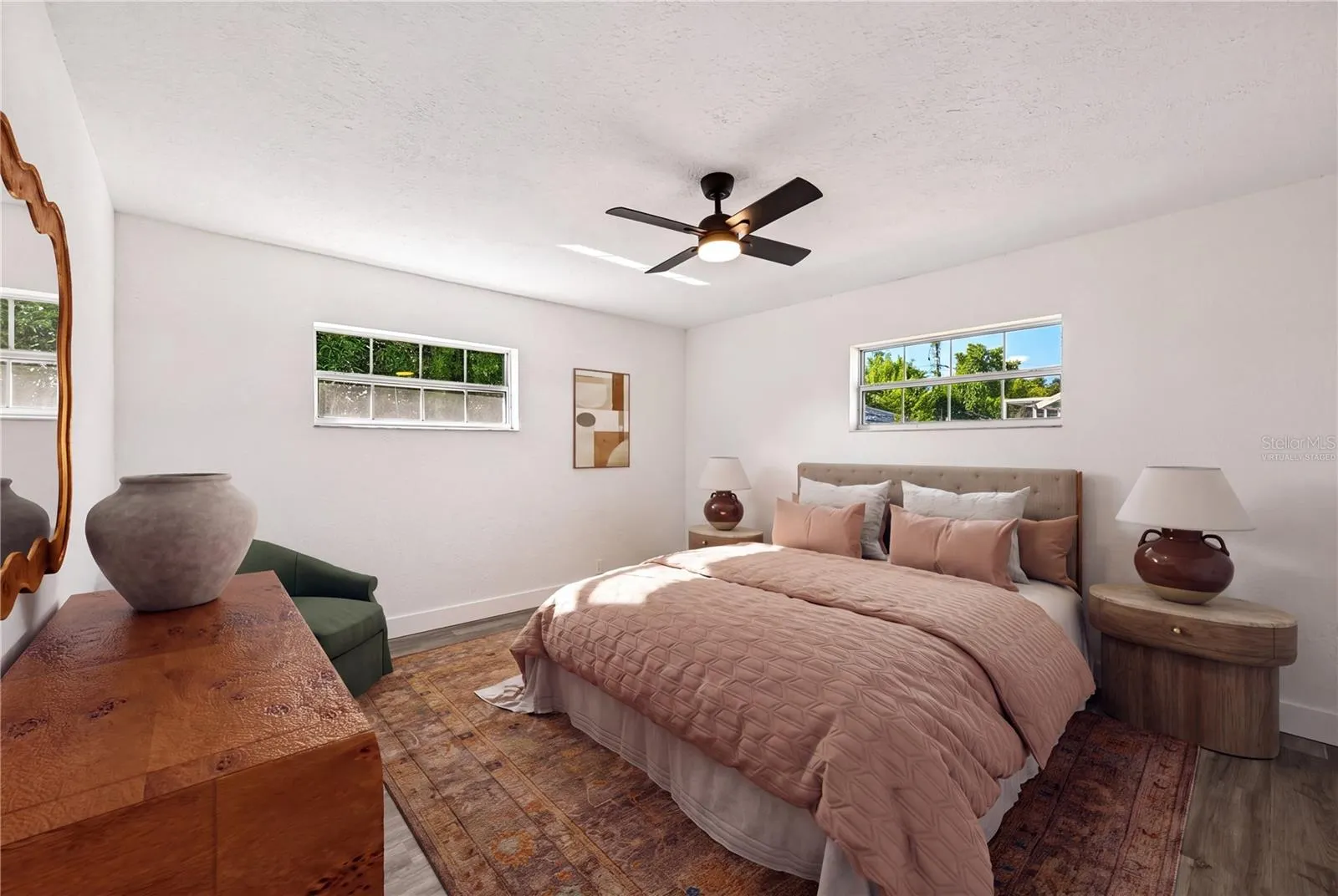 22159 ONEIDA AVE