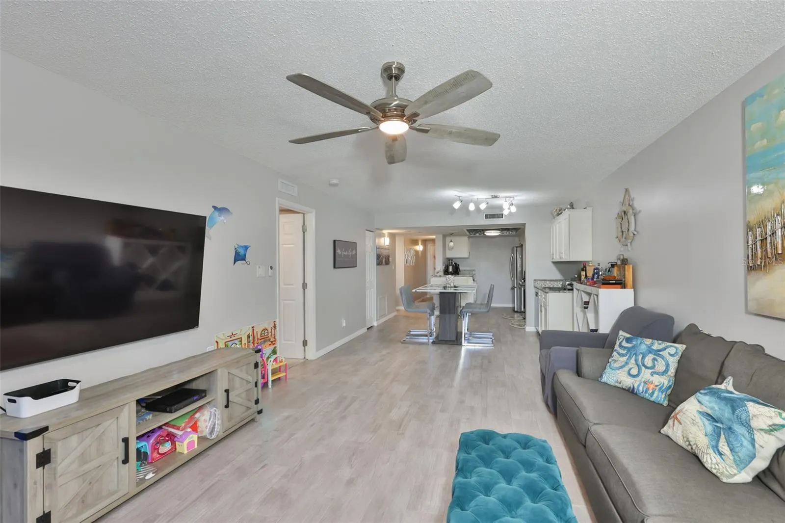 5400 PARK ST N #208 #208