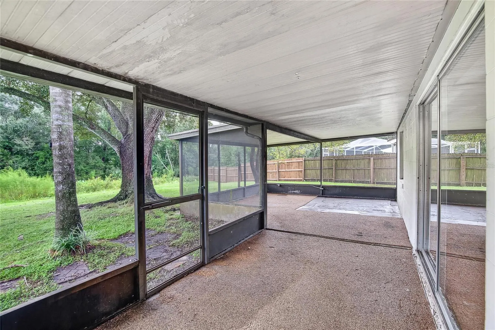 629 STILLVIEW CIR