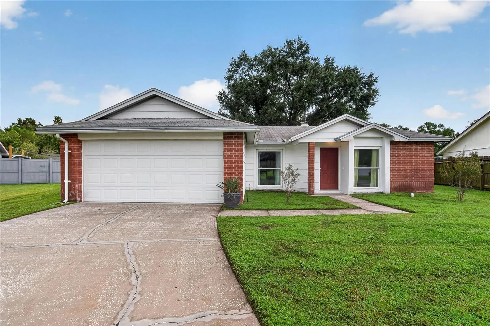 629 STILLVIEW CIR