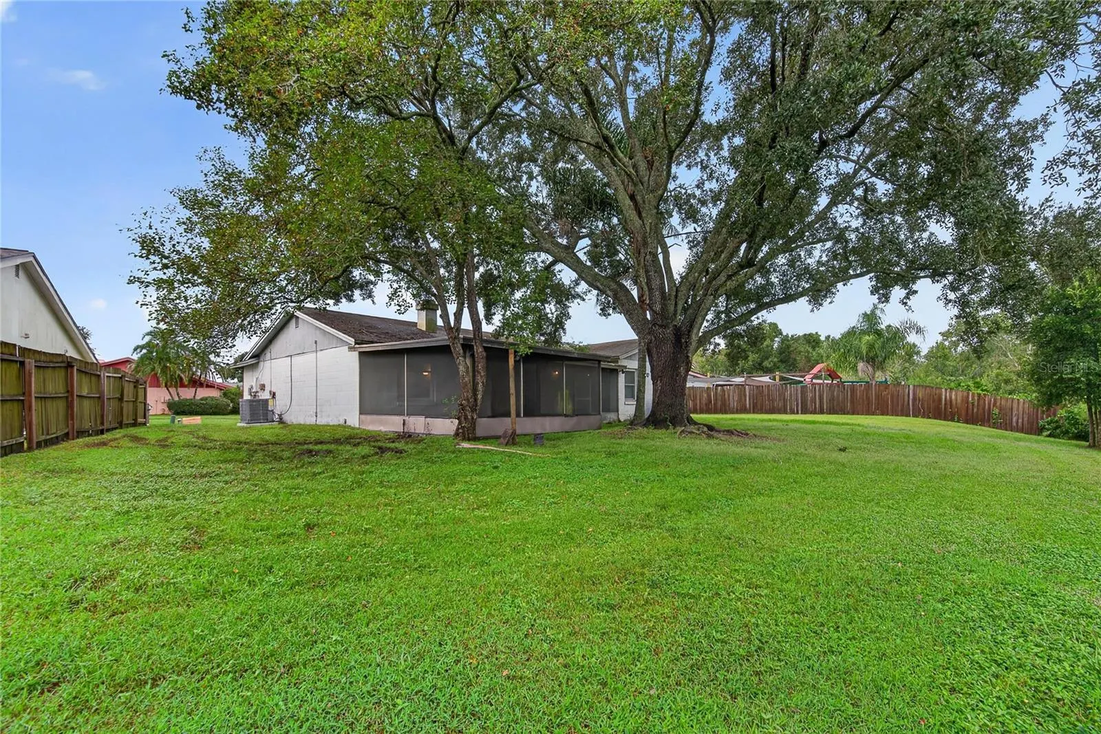 629 STILLVIEW CIR