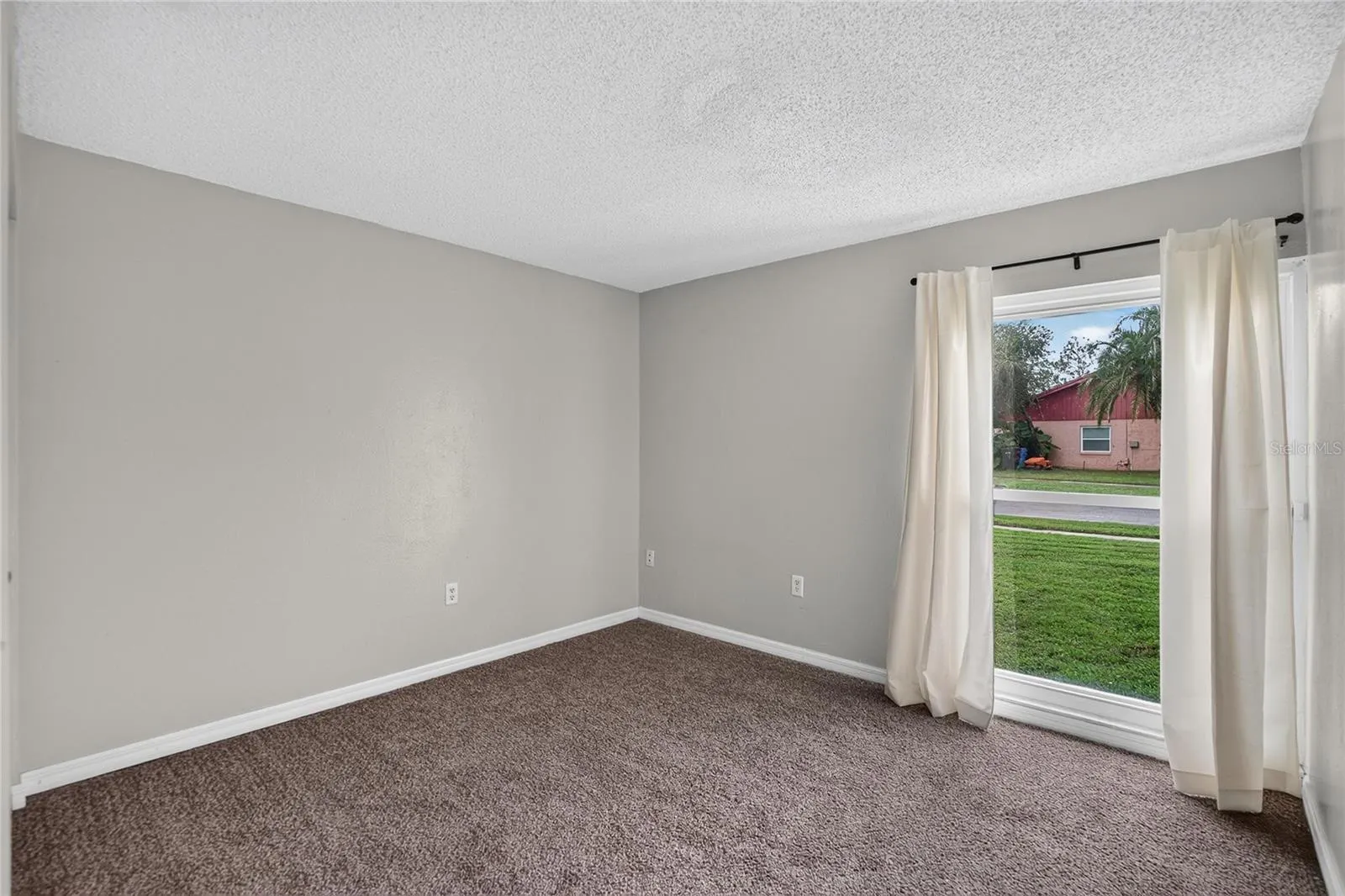 629 STILLVIEW CIR