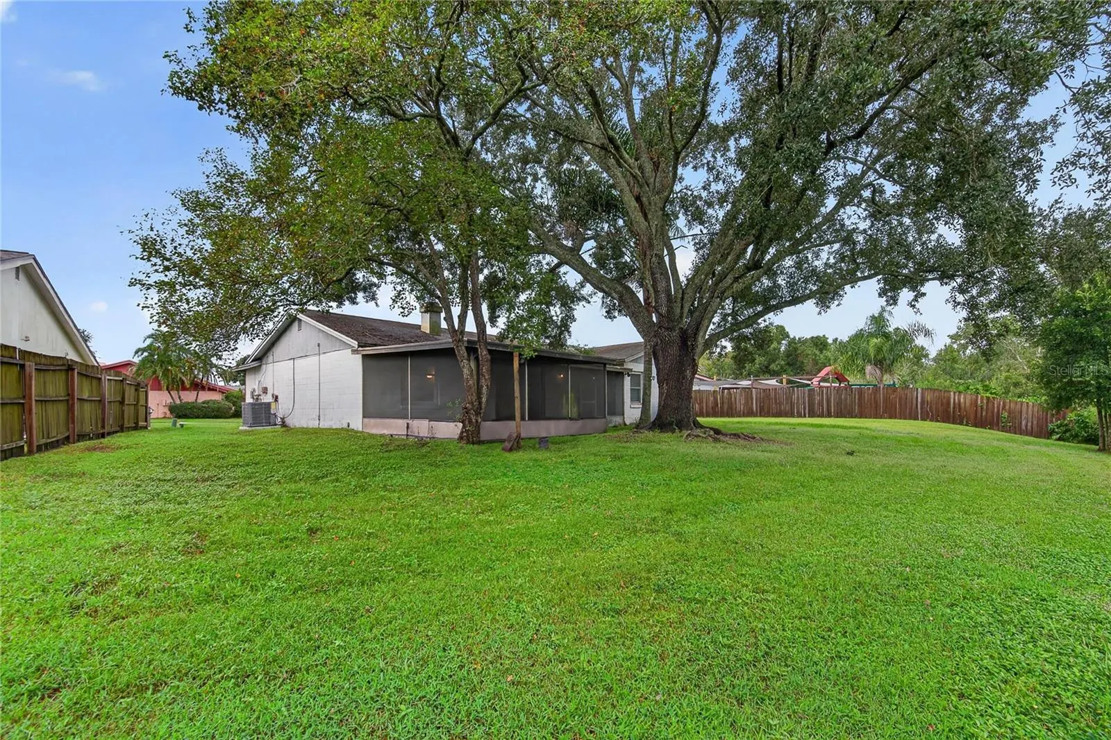 629 STILLVIEW CIR