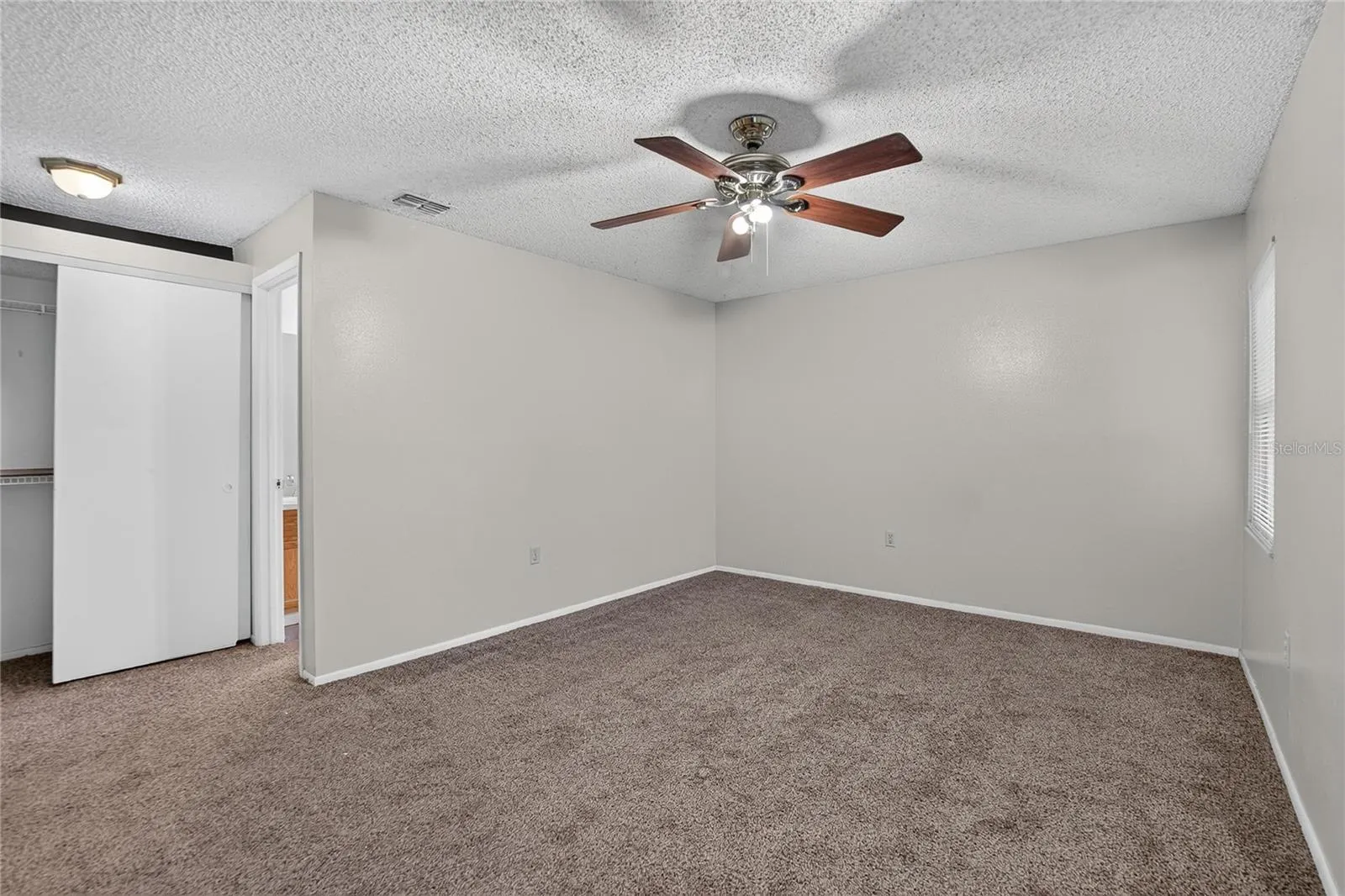 629 STILLVIEW CIR