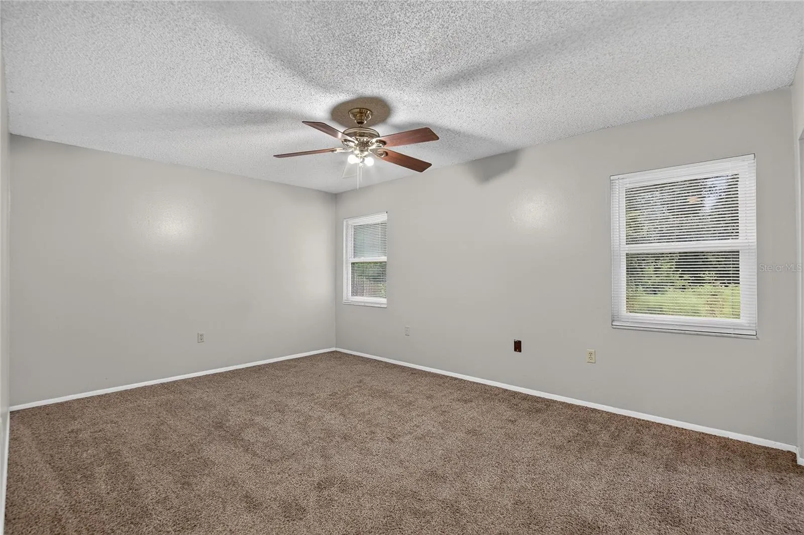629 STILLVIEW CIR