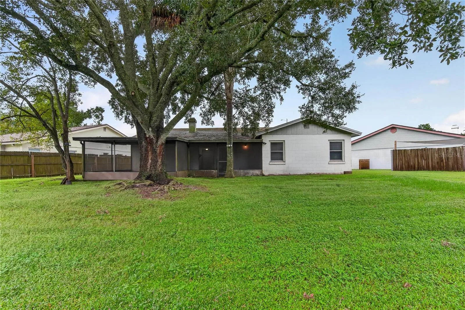 629 STILLVIEW CIR
