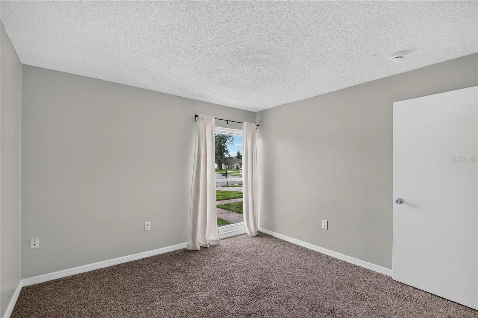 629 STILLVIEW CIR