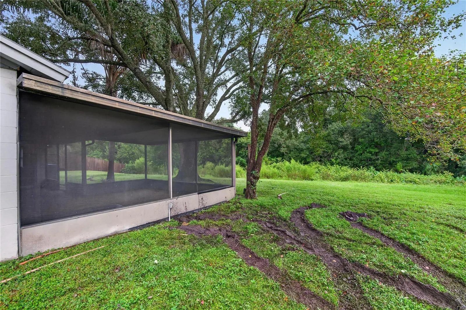 629 STILLVIEW CIR