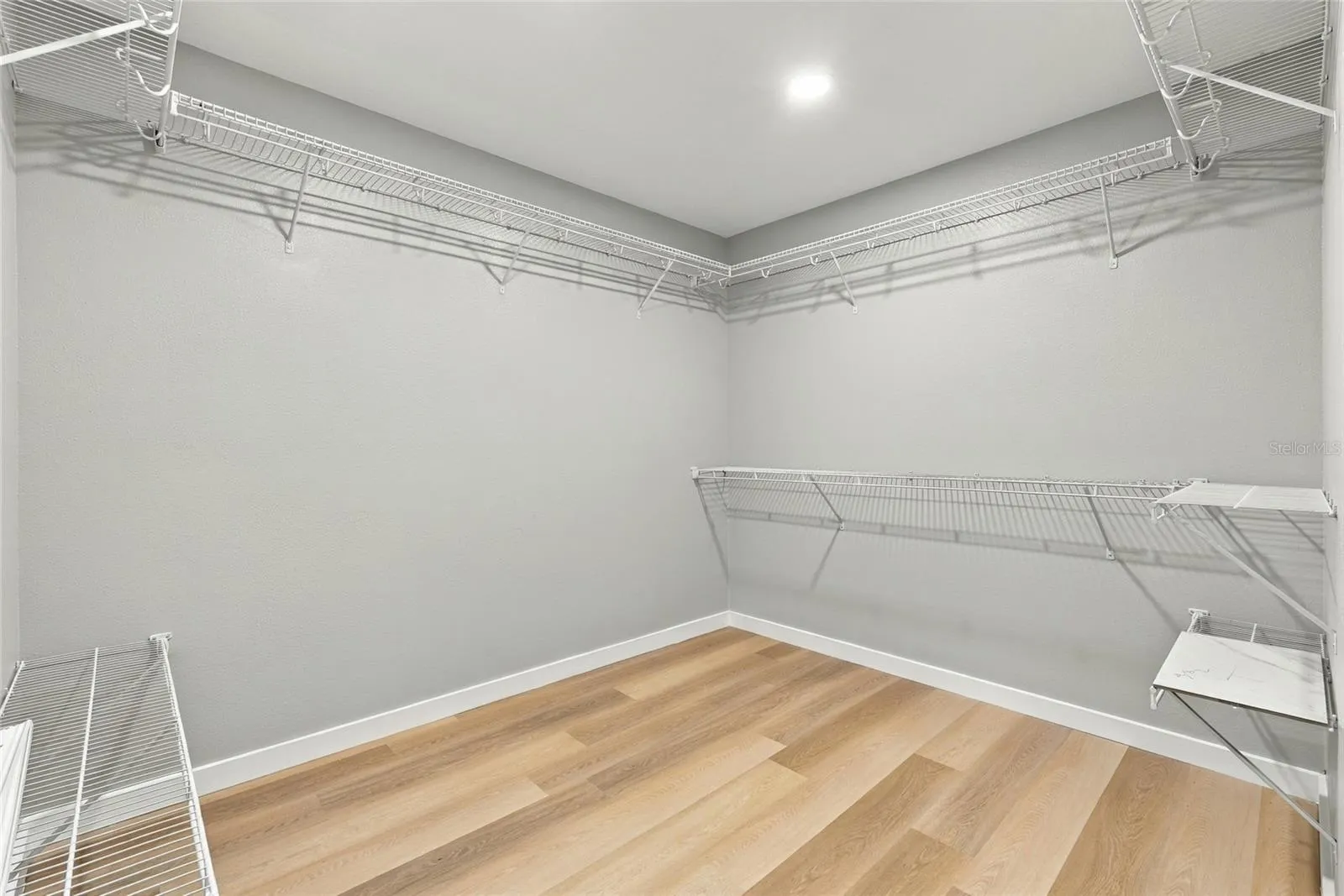 1306 GARDEN STONE LN