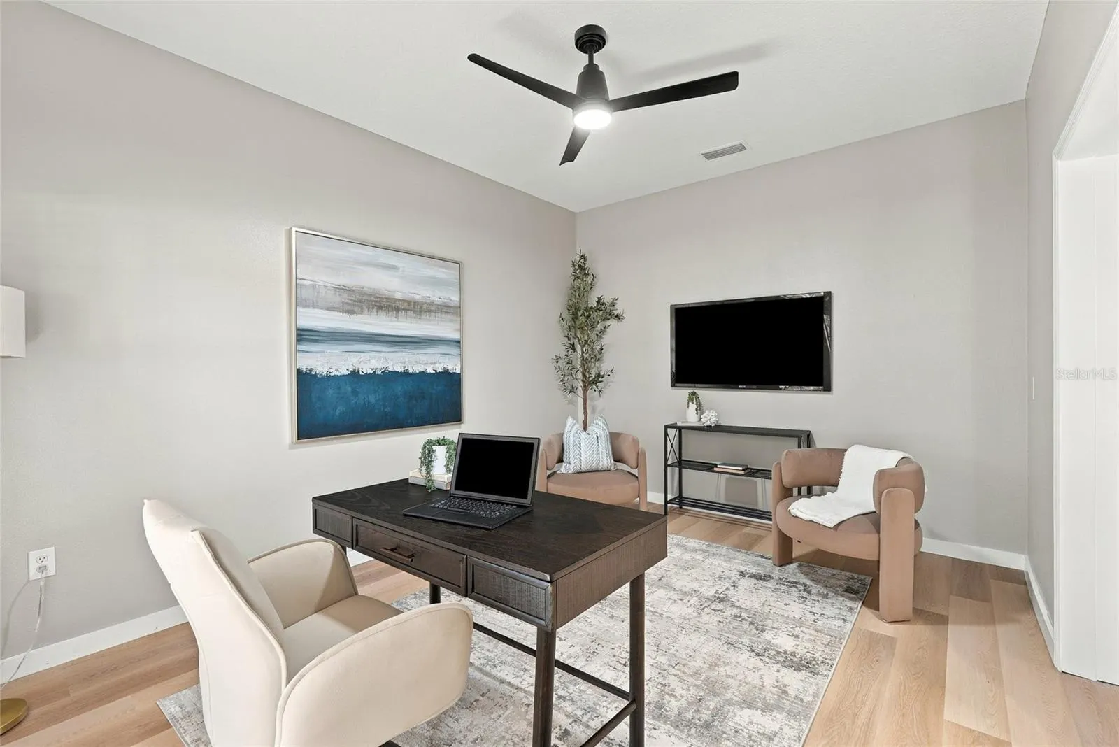1306 GARDEN STONE LN