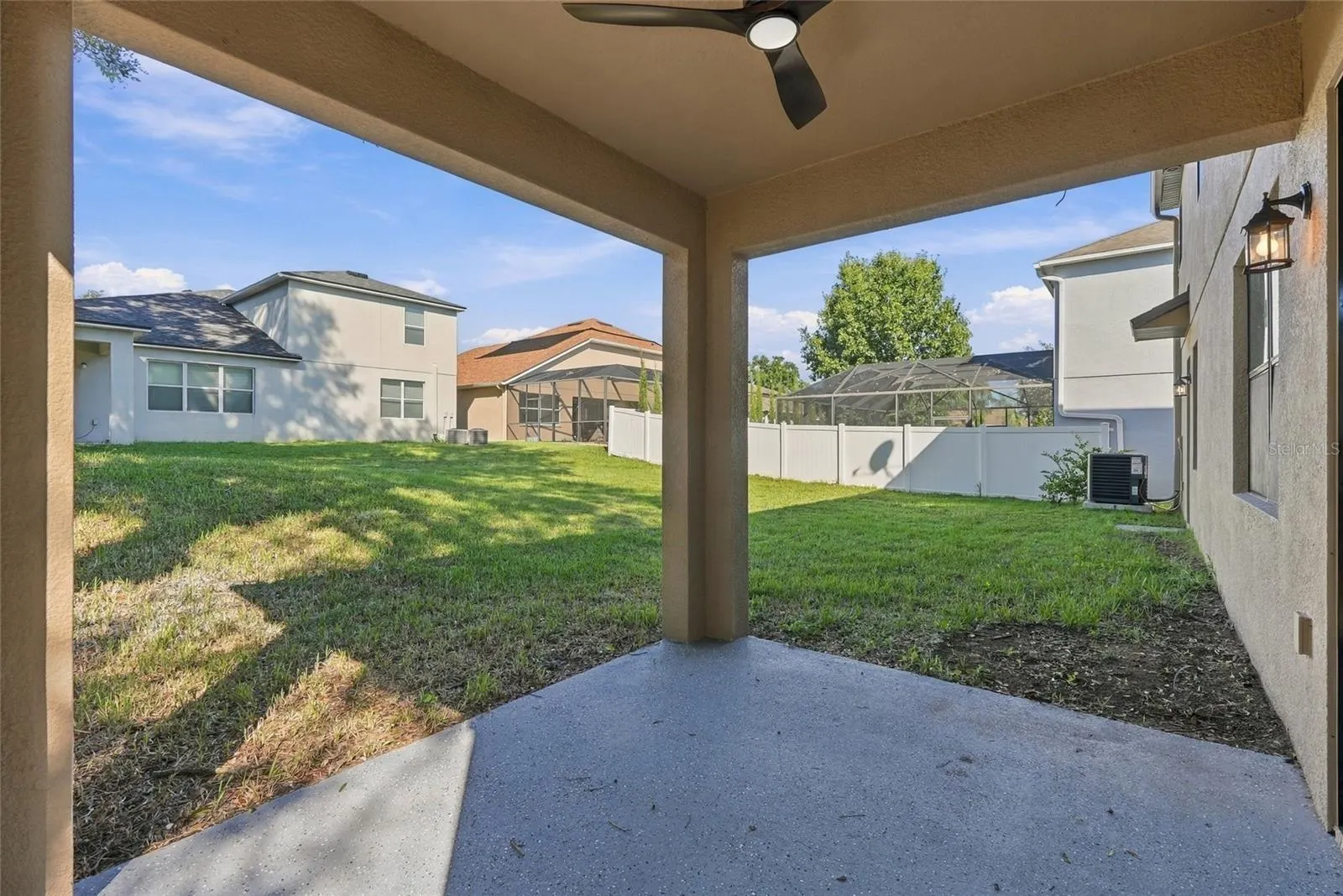 1306 GARDEN STONE LN