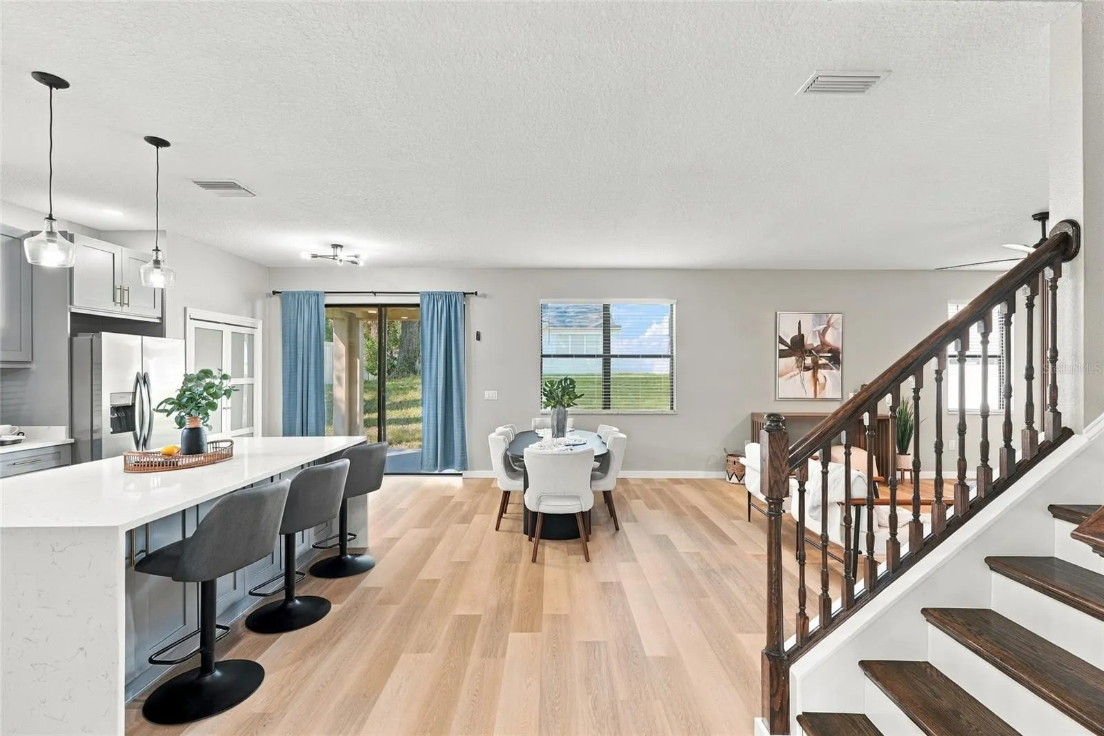 1306 GARDEN STONE LN