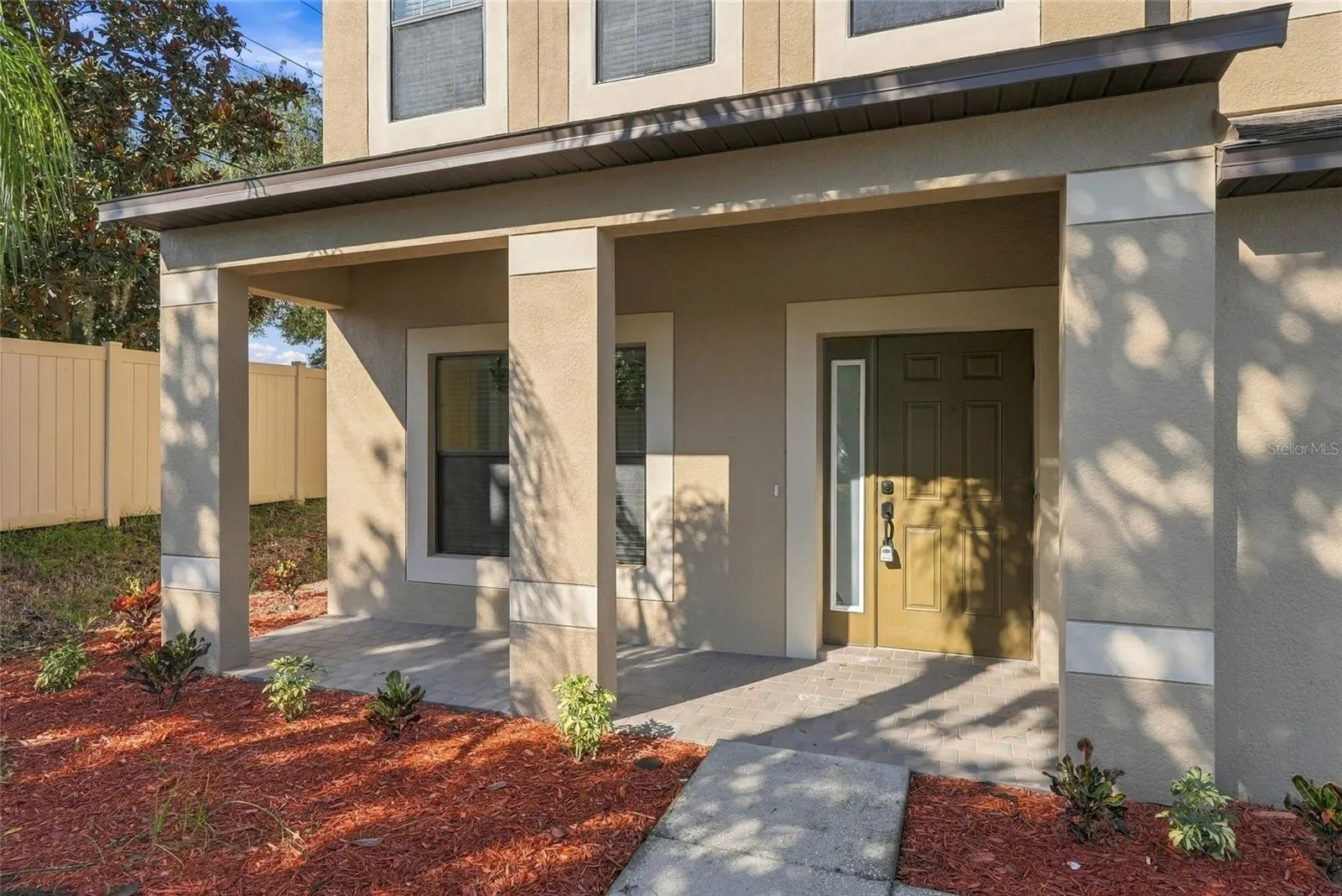 1306 GARDEN STONE LN
