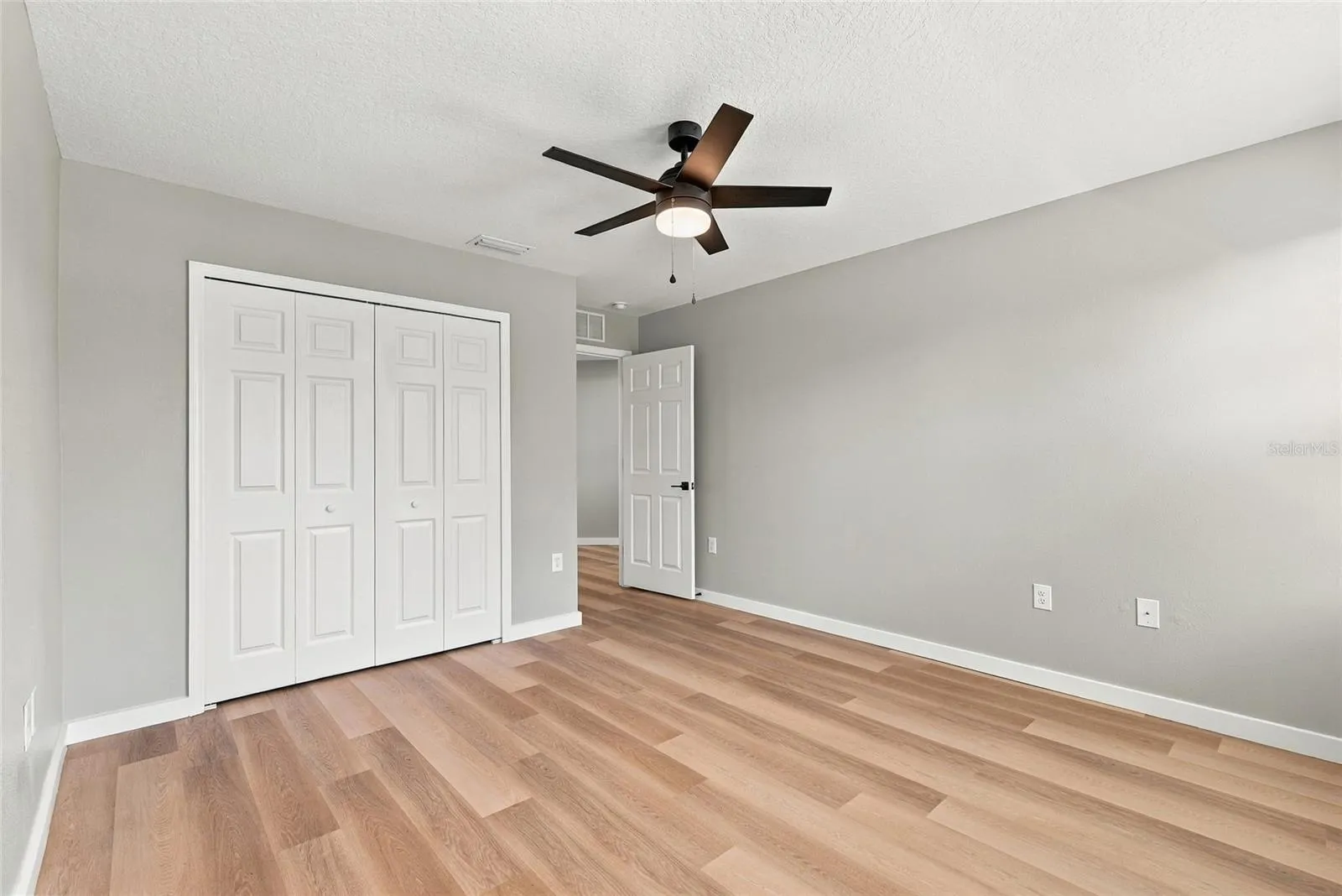 1306 GARDEN STONE LN