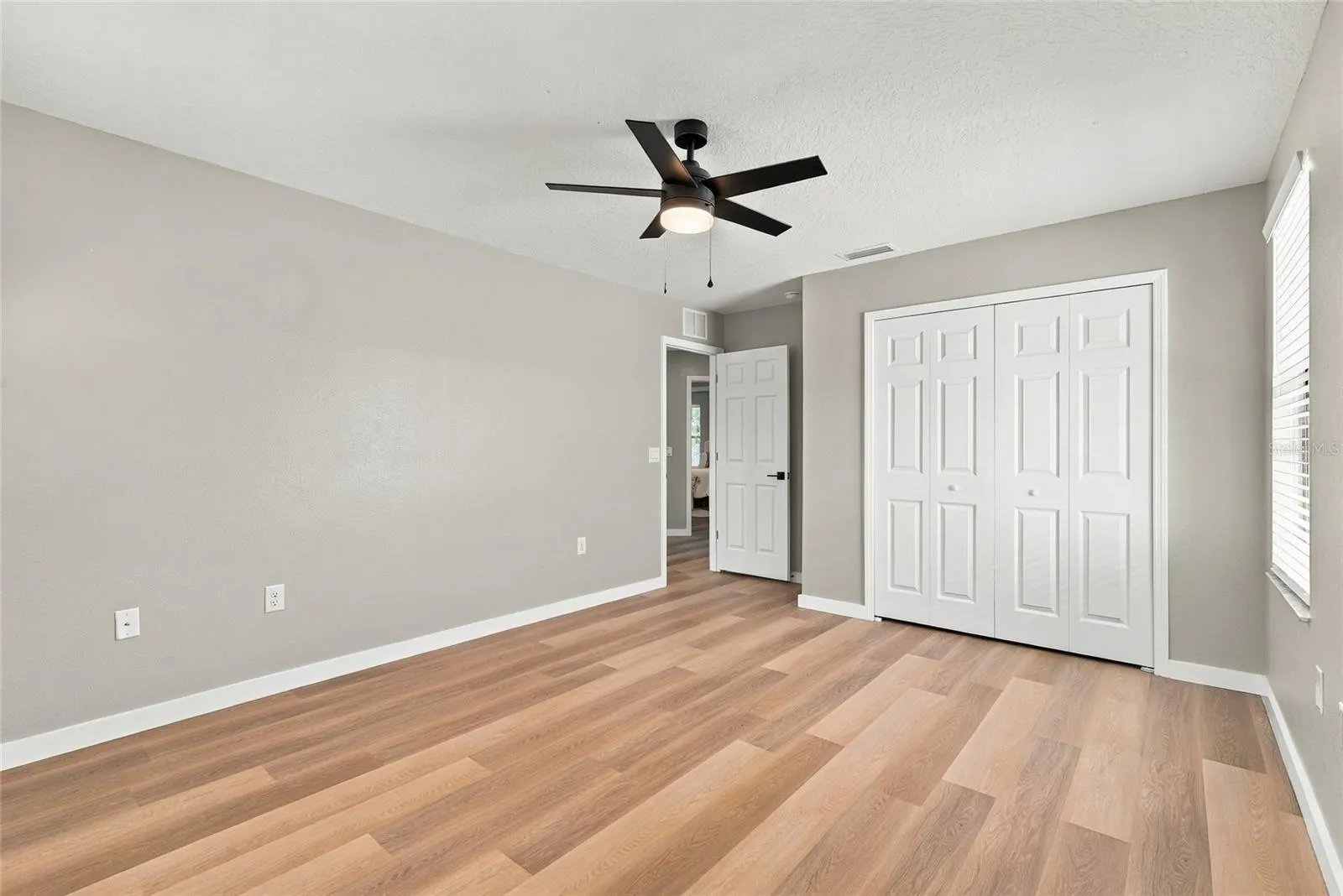 1306 GARDEN STONE LN