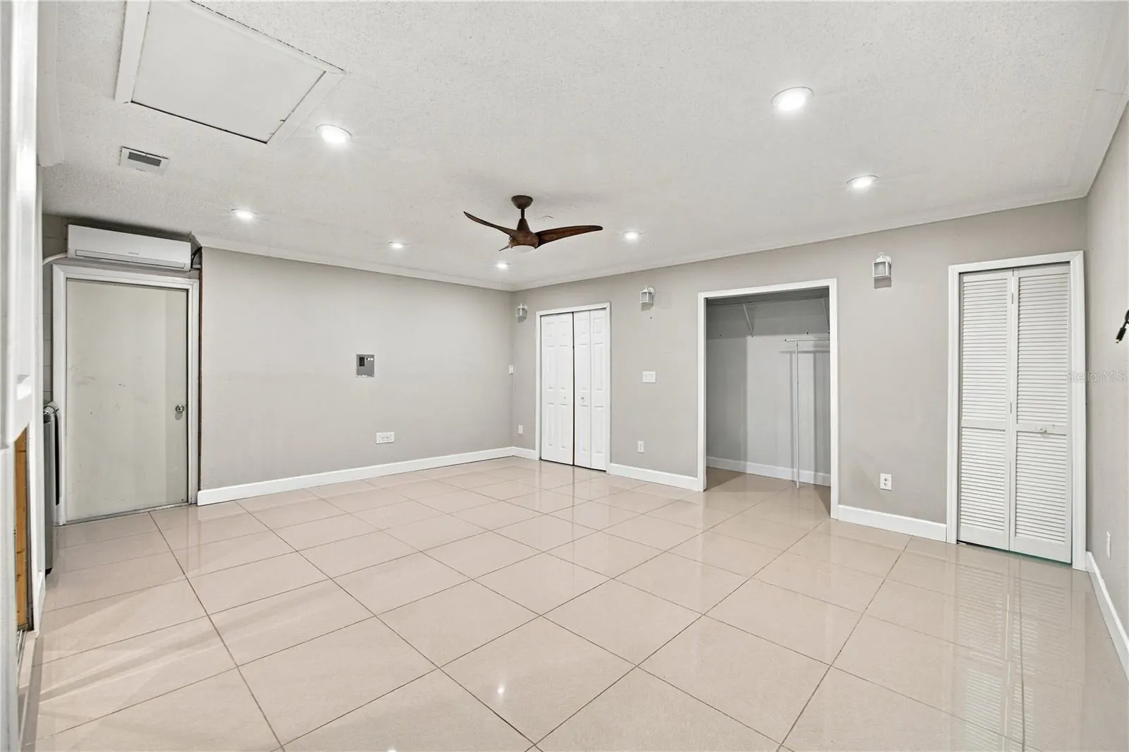 3628 COPPERTREE CIR