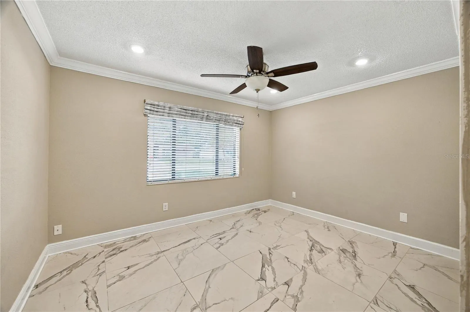 3628 COPPERTREE CIR