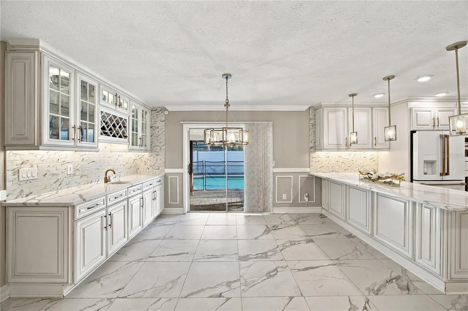 3628 COPPERTREE CIR