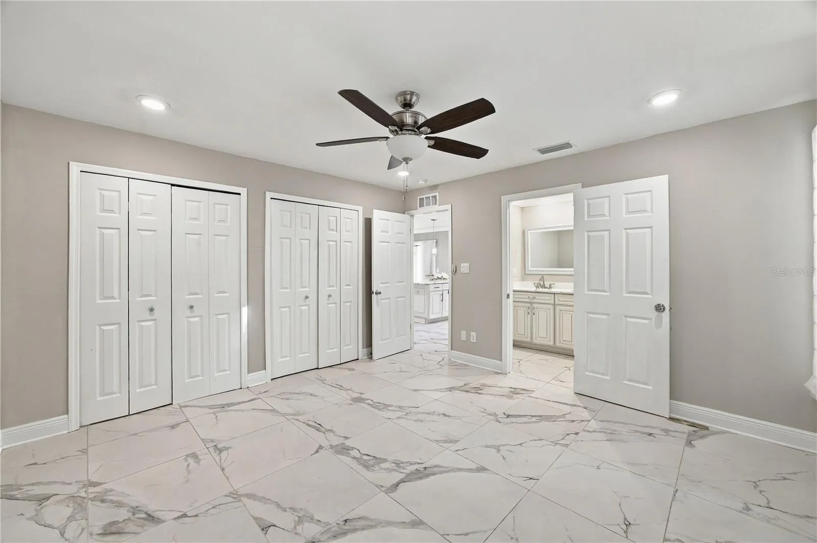 3628 COPPERTREE CIR