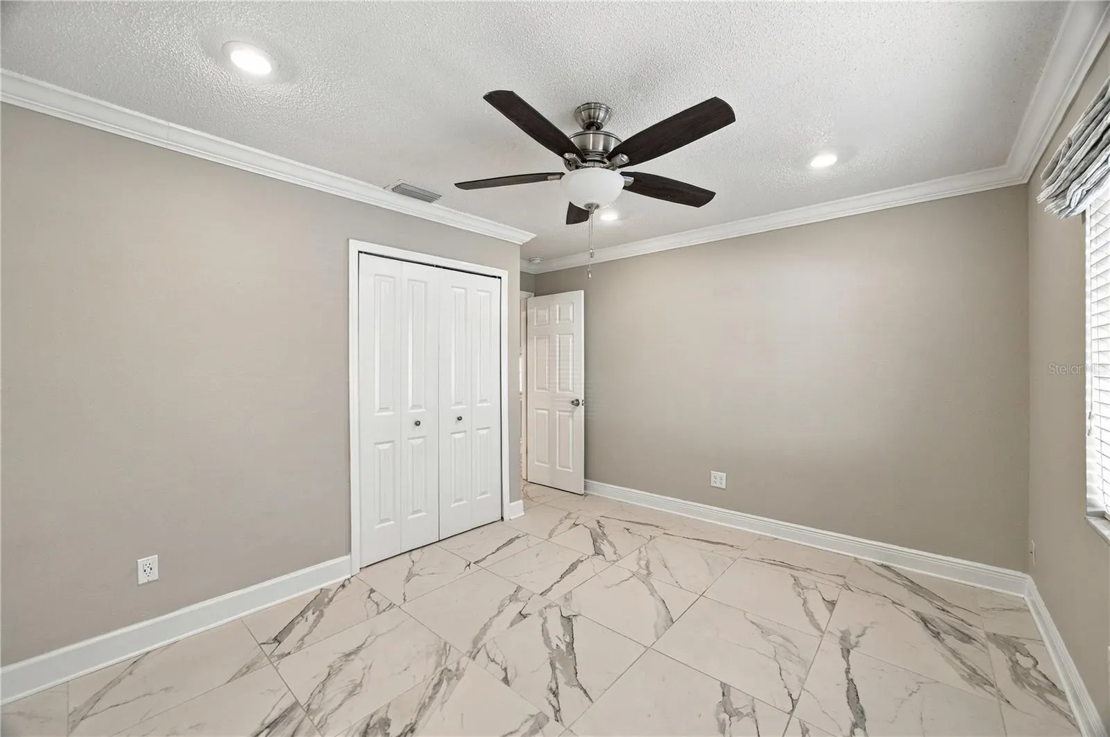 3628 COPPERTREE CIR