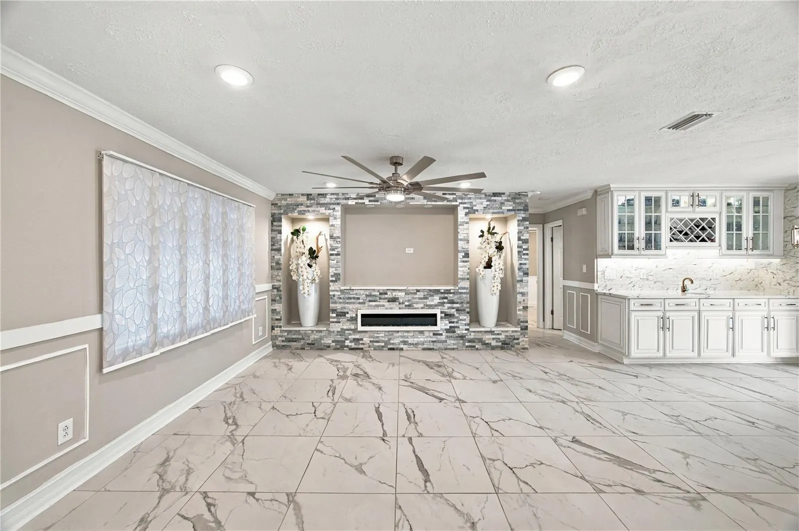 3628 COPPERTREE CIR