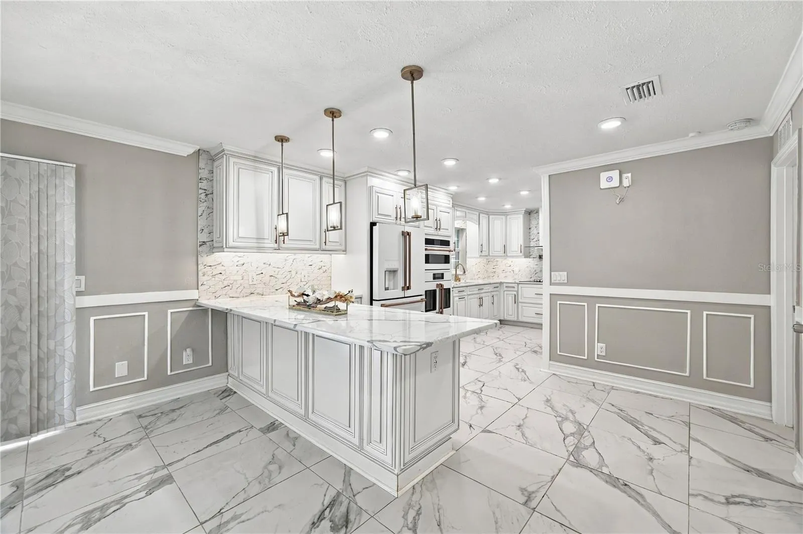 3628 COPPERTREE CIR