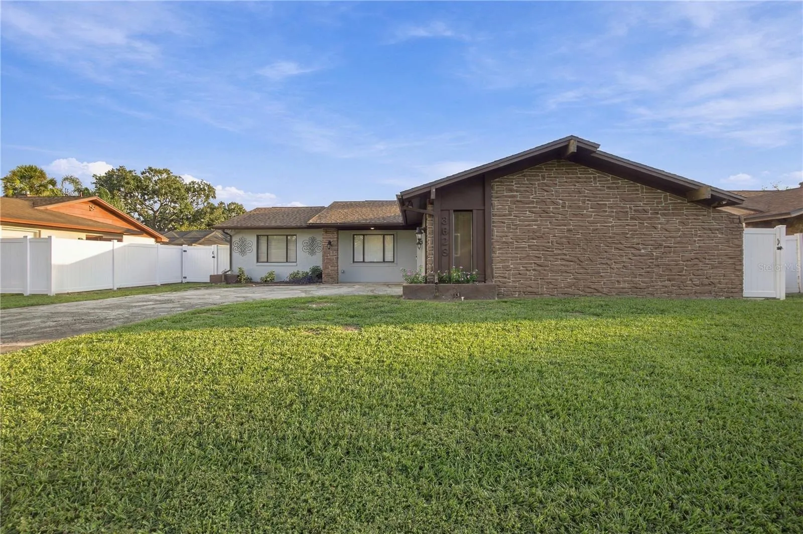 3628 COPPERTREE CIR