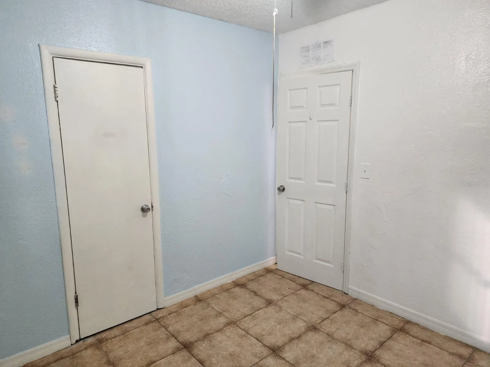 621 LINCOLN AVE