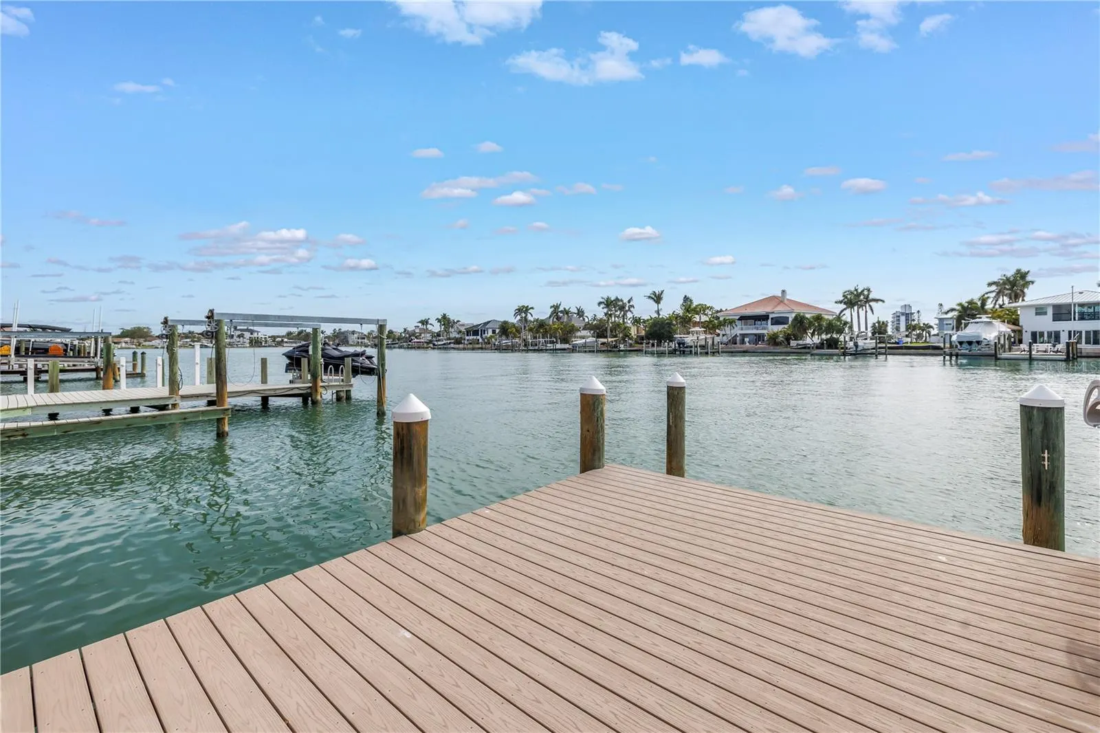 10128 YACHT CLUB DR